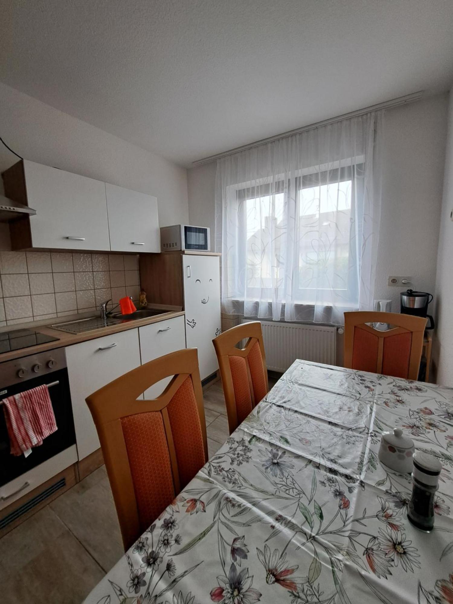 Wohnung Mit 2 - 3 Zimmern Ballenberg Exterior foto